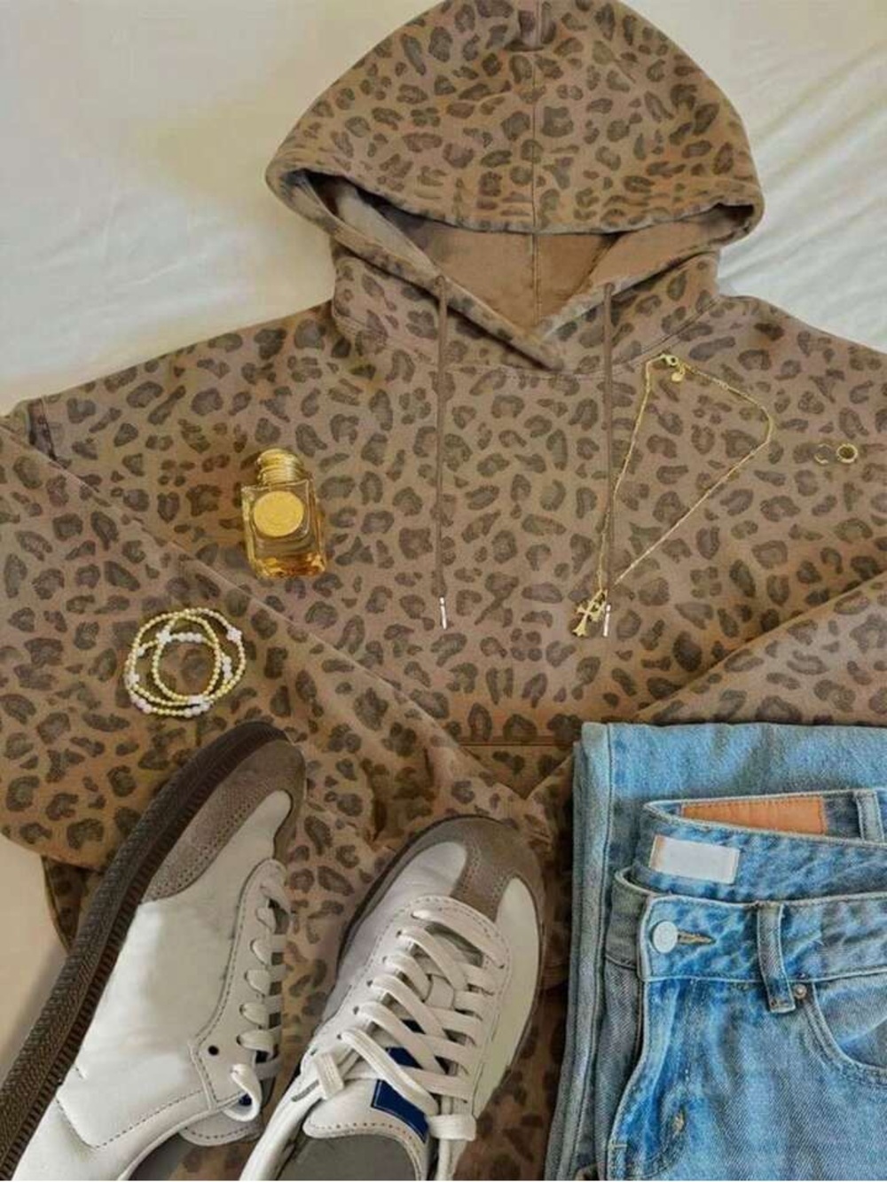XL Women’s Hooded Sweatshirt Leopard Print Cheetah Animal Print Brown NWT
